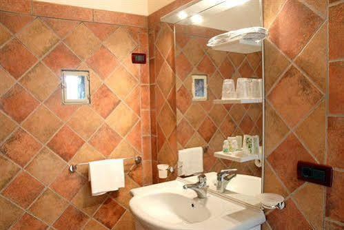 Hotel I Tigli Albergo Diffuso Corinaldo Zewnętrze zdjęcie